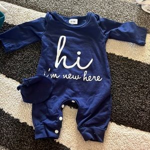 New here jumper with mittens